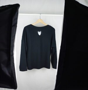 Sud-over-black-detail