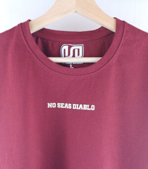 Cam-granate-no-seas-diablo-detail-front
